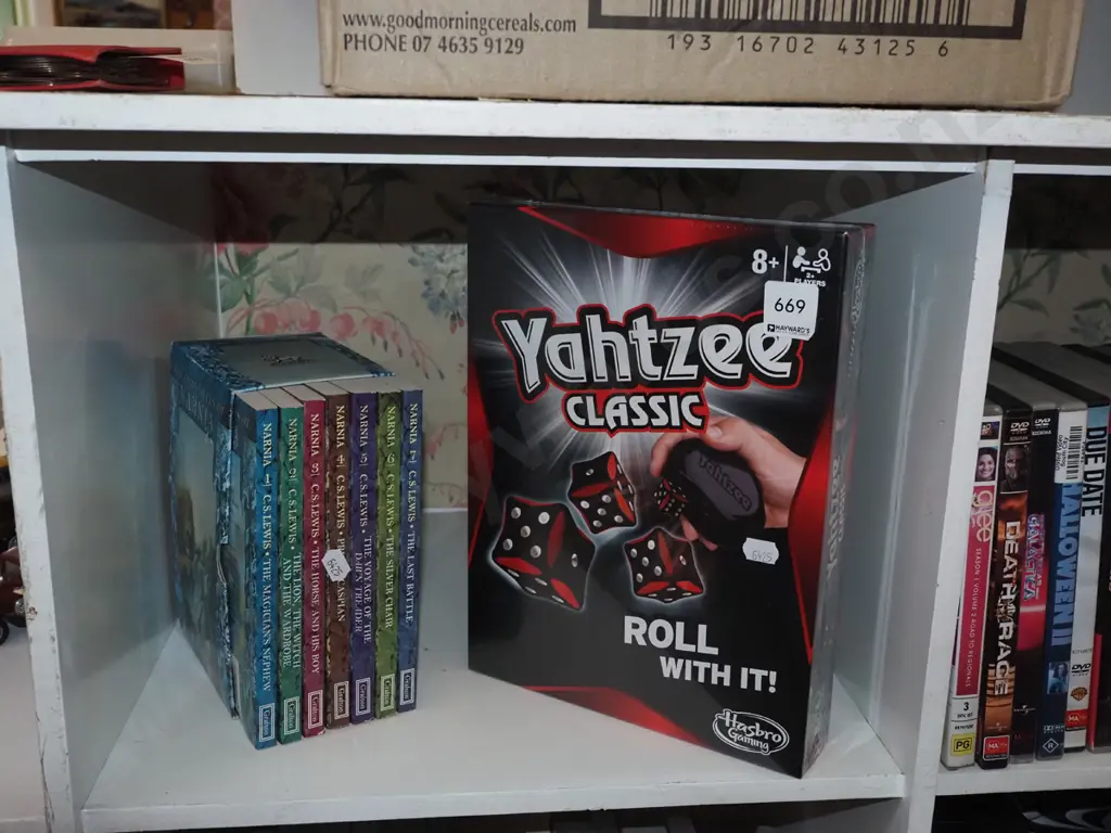 set of Chronicles of Narnia books, as new Yahtzee classic game Image 1++