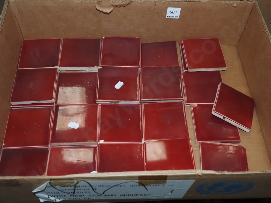box of red square tiles Each H75  W75 Image 1++