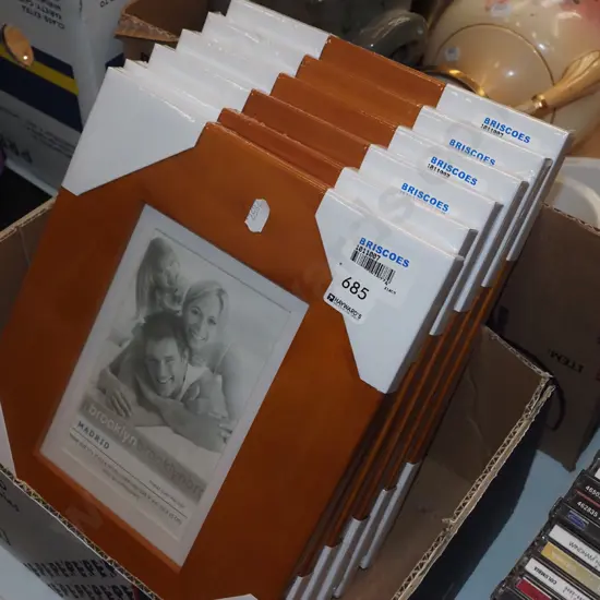 box of 6 wood framed picture frames