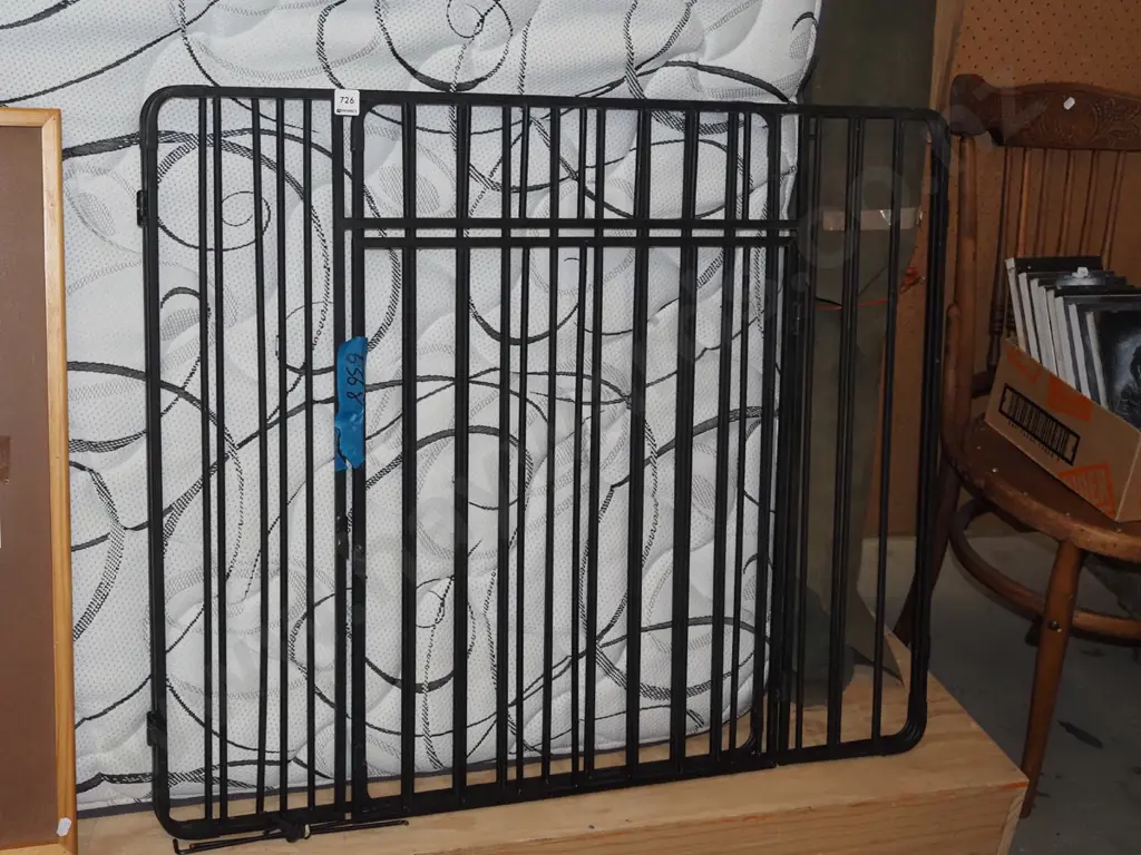 metal fire guard Image 1++