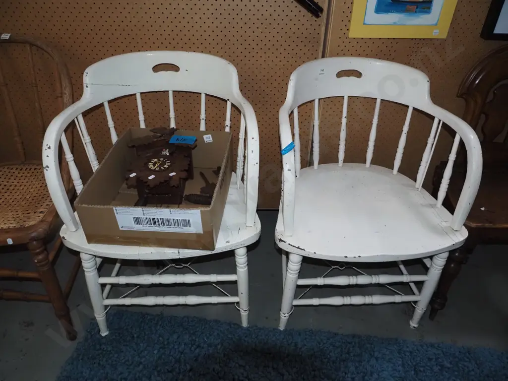 2x white painted tub chairs Image 1++