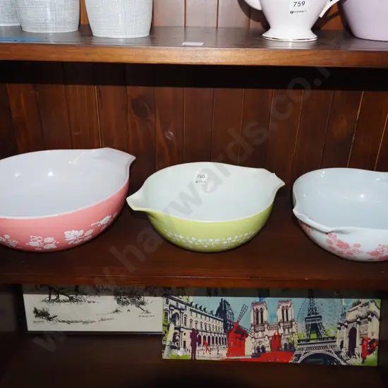 3x retro glass pyrex mixing bowls