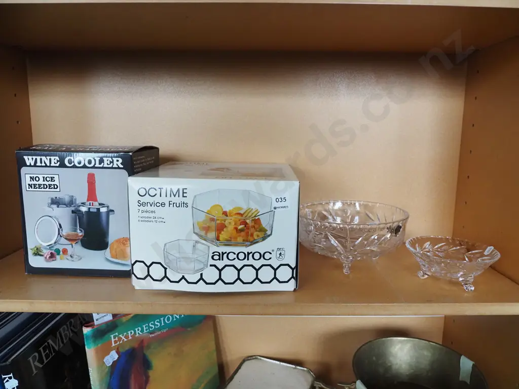 boxed wine cooler, fruit bowls, 2x footed crystal bowls Image 1++