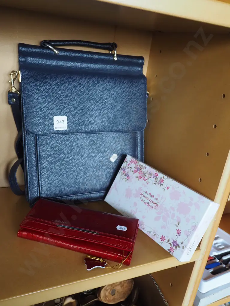 ladies bags, leather clutch purse Image 1++