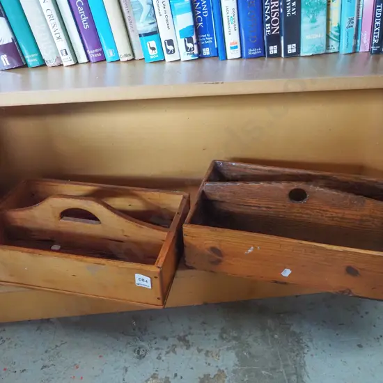 2x wooden cutlery/tool baskets