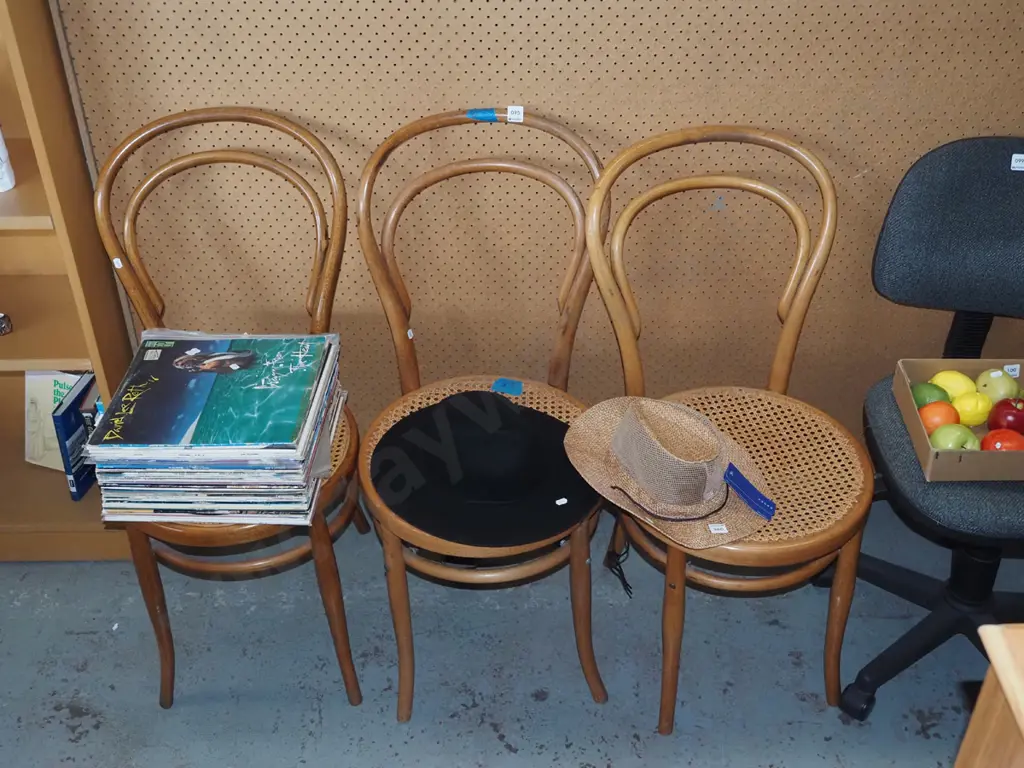 3x bentwood and rattan dining chairs Image 1++