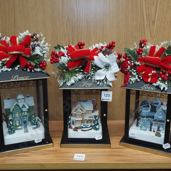 3x battery powered illuminated Xmas decorations - peace, joy, love H260