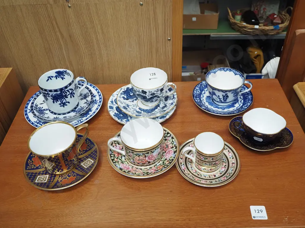 3x trios, 3x cups and saucers Image 1++
