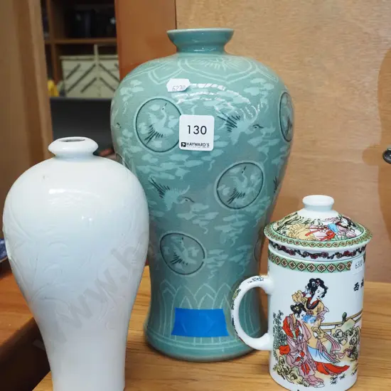 lidded tea cup, 2x vases H270