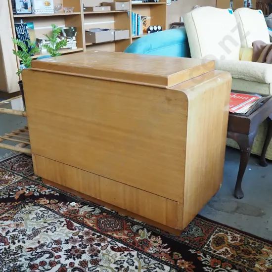 large deco blanket box with lower drawer H700 W910 D445