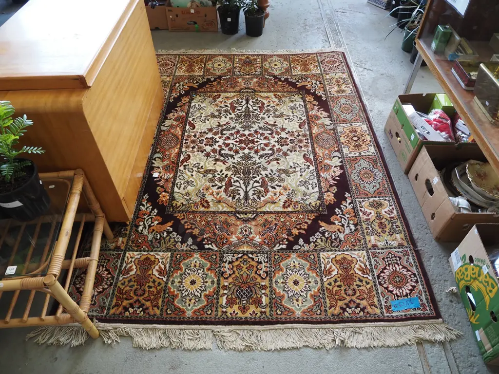 edged patterned floor mat L2000 W1400 Image 1++