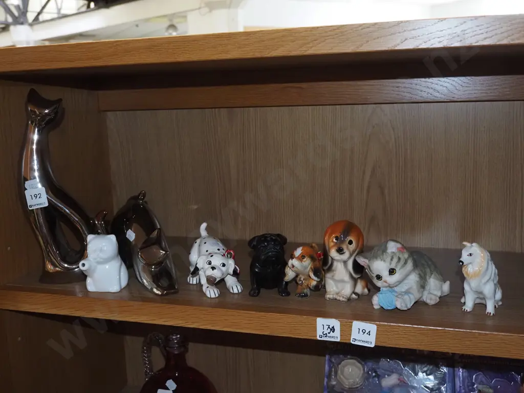 animal figurines Tallest 260 Image 1++