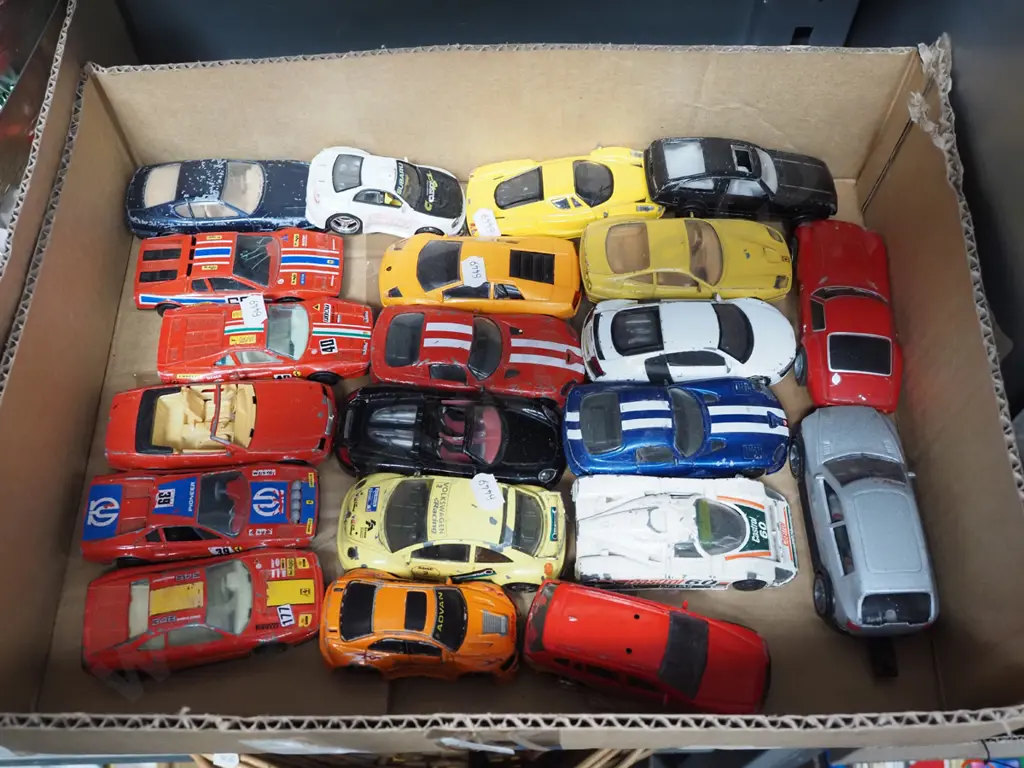 box; toy vehicles Image 1++