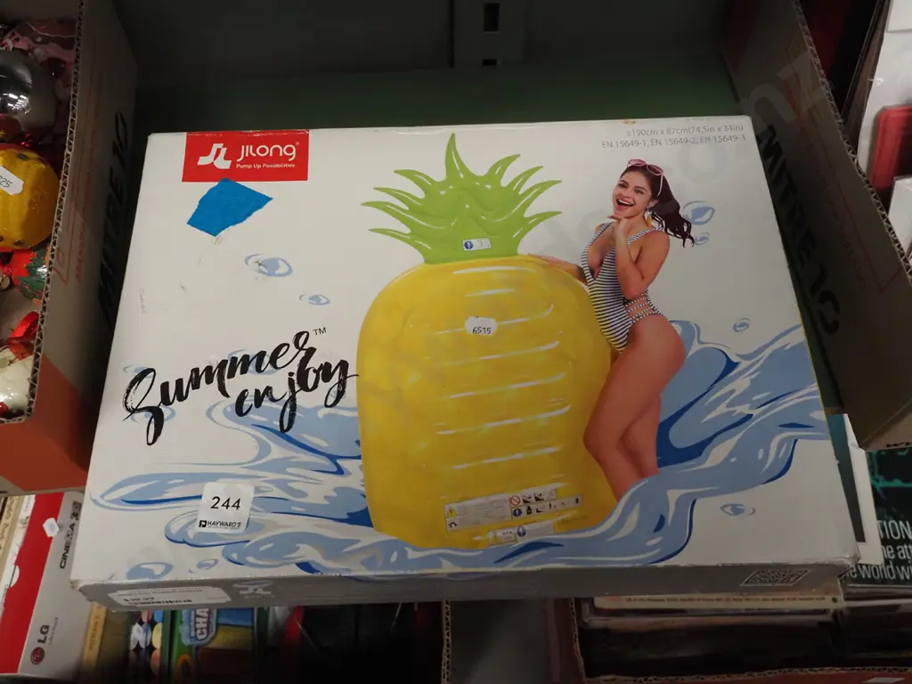 boxed as new inflatable pineapple Image 1++