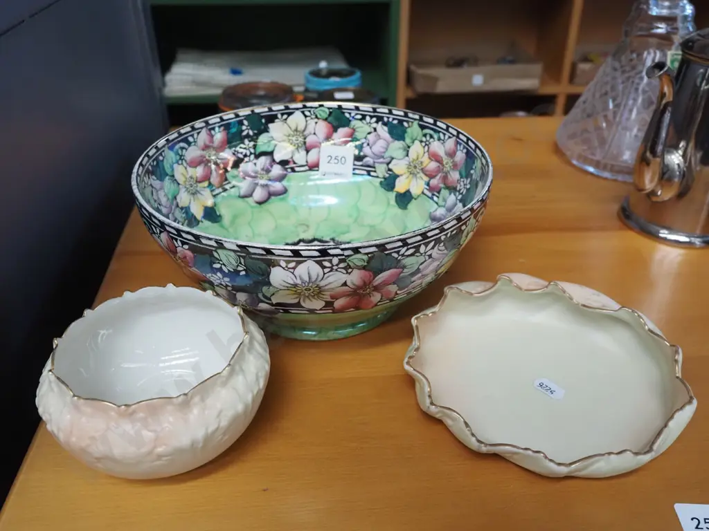 Maling thumb print bowl - crazing and stains, 2x Worcester bowls Image 1++