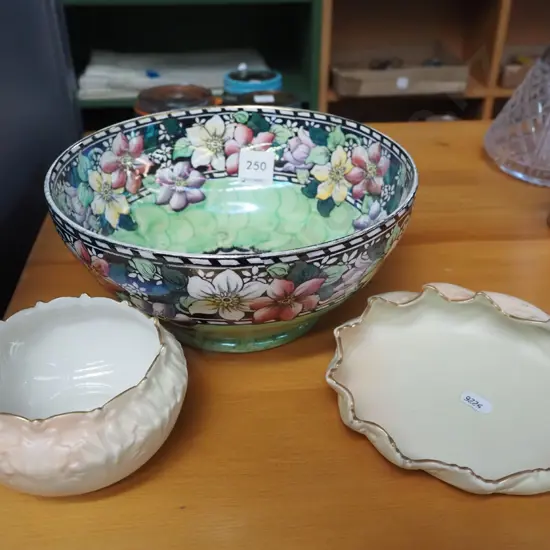 Maling thumb print bowl - crazing and stains, 2x Worcester bowls