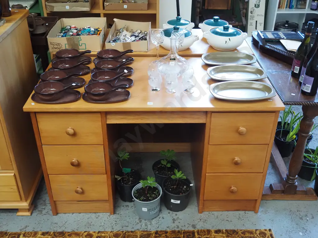 solid rimu veneer  6 drawer desk H730 W1210 D Image 1++