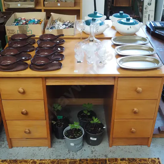 solid rimu veneer  6 drawer desk H730 W1210 D