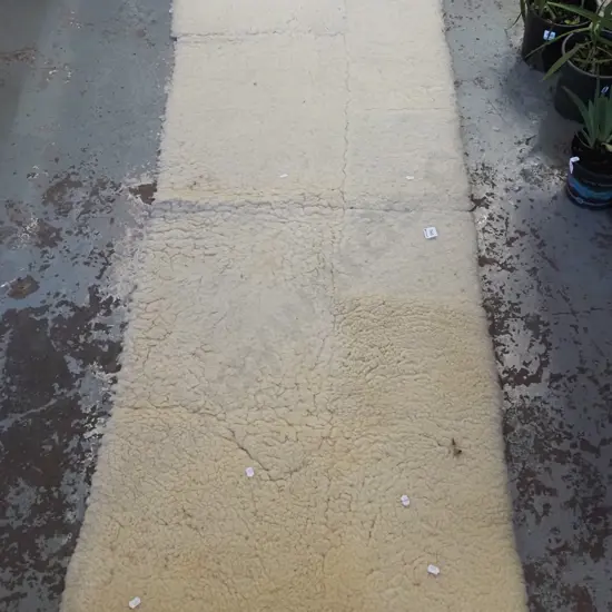 sheepskin floor mat L1780 W720