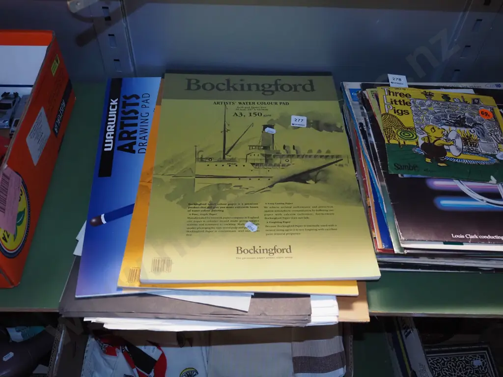 bundles of art papers and pads Image 1++