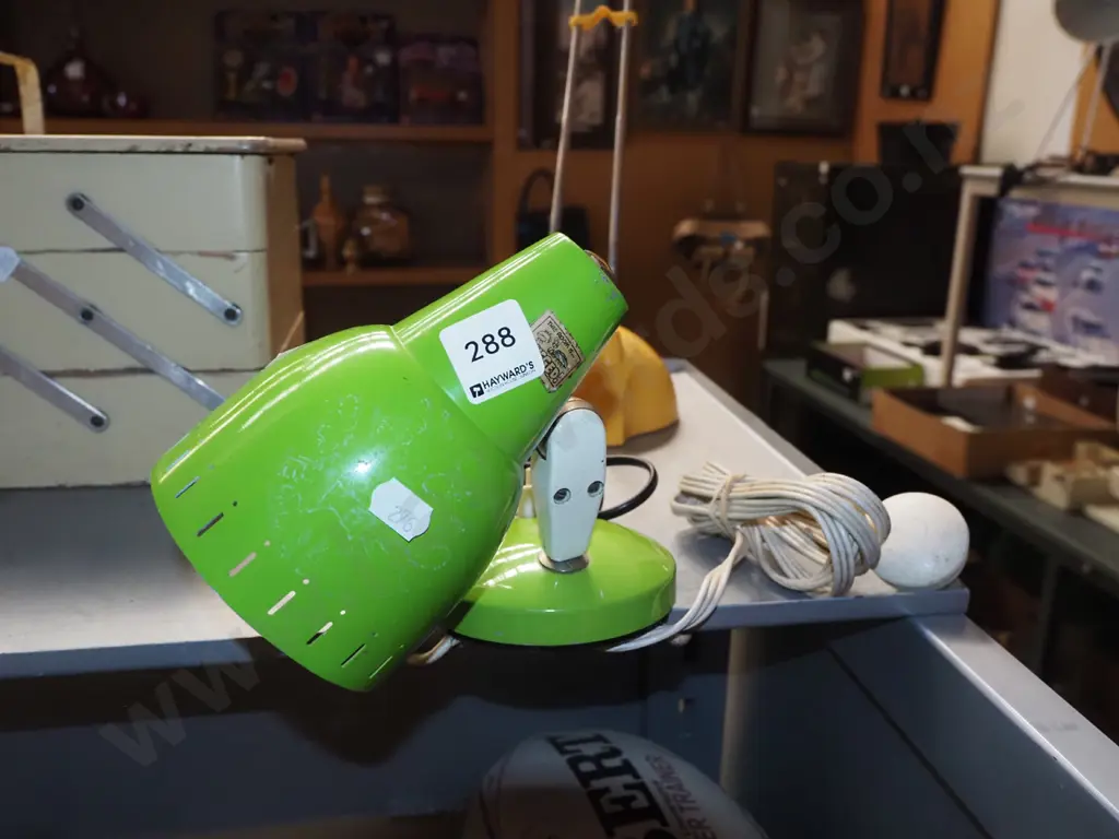 retro green headboard mounted light Image 1++