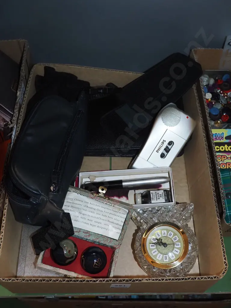 box; dictaphone, fountain pen, cigarette case etc Image 1++