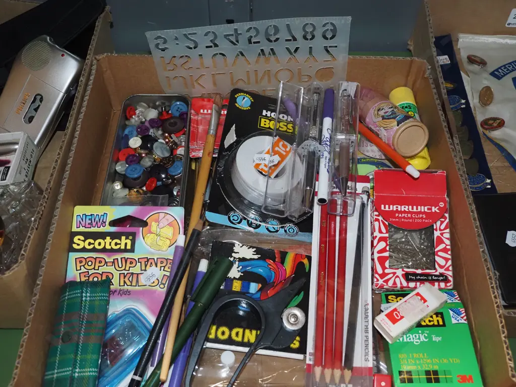 box; buttons, pens, paper clips etc Image 1++