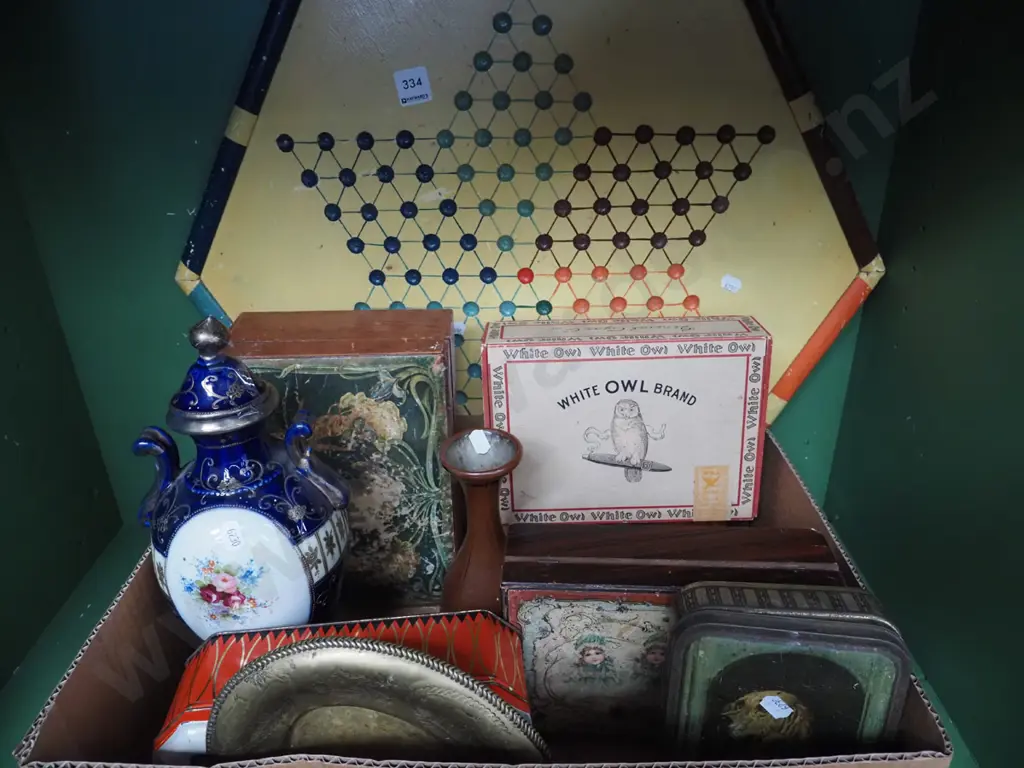 Chinese checker boards, urn vase, vintage tins etc Image 1++