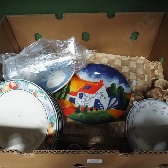 box; woven placemats, plates, napkin rings etc