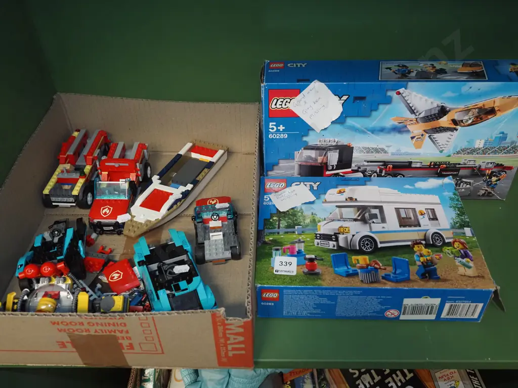 box of Lego, 2x boxed Lego sets - missing some items Image 1++