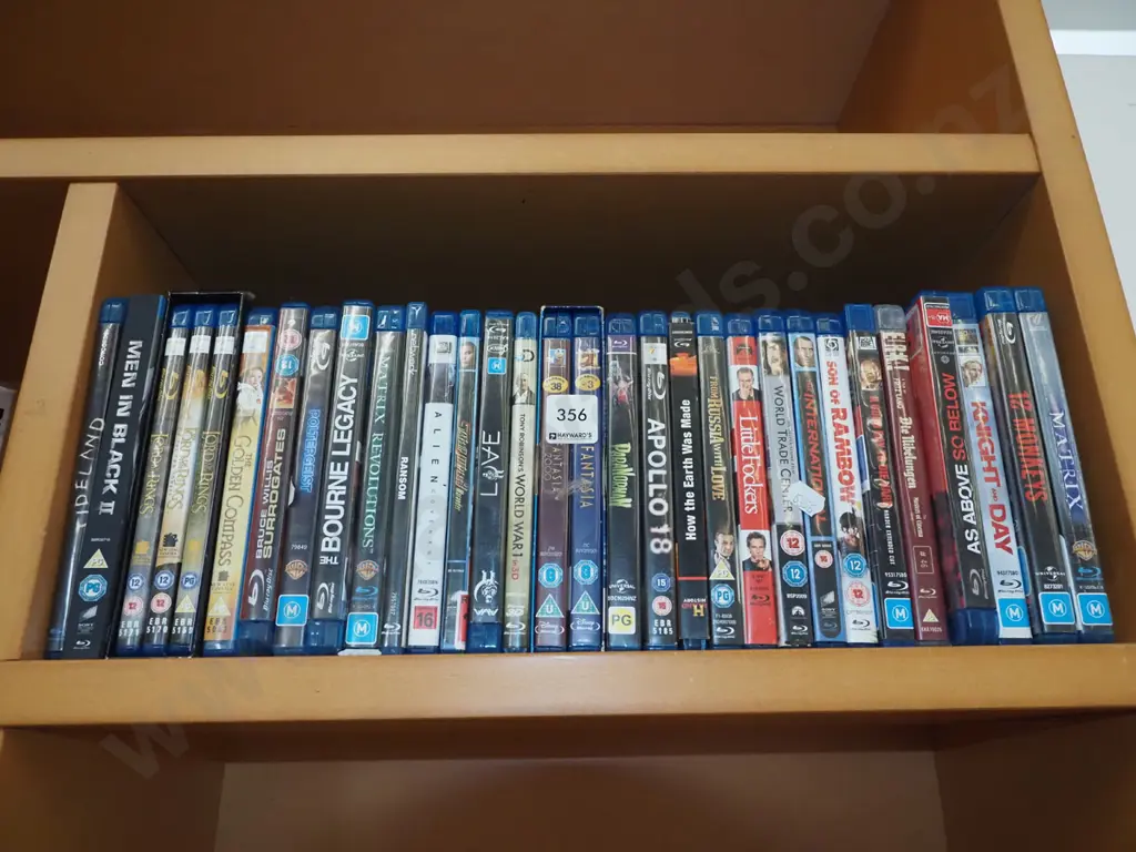 blue ray DVDs Image 1++