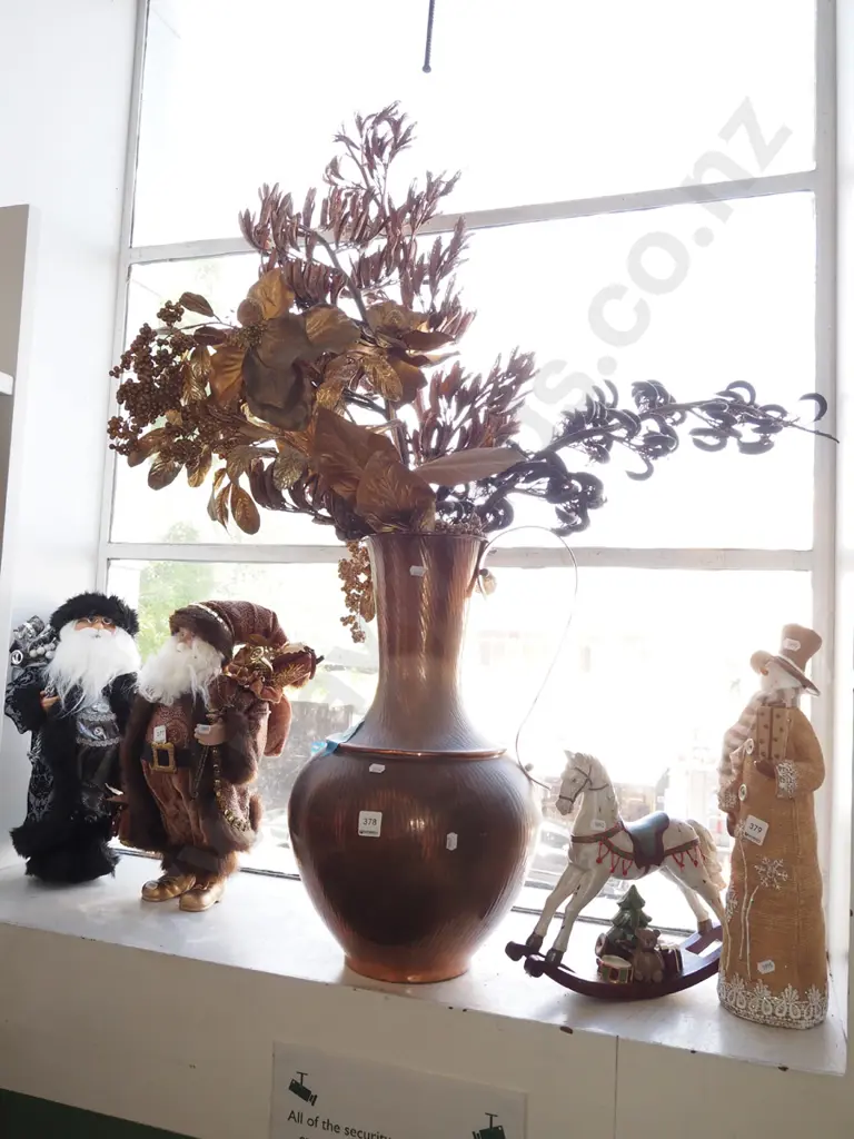 large copper ewer vase, faux flowers H500 Image 1++