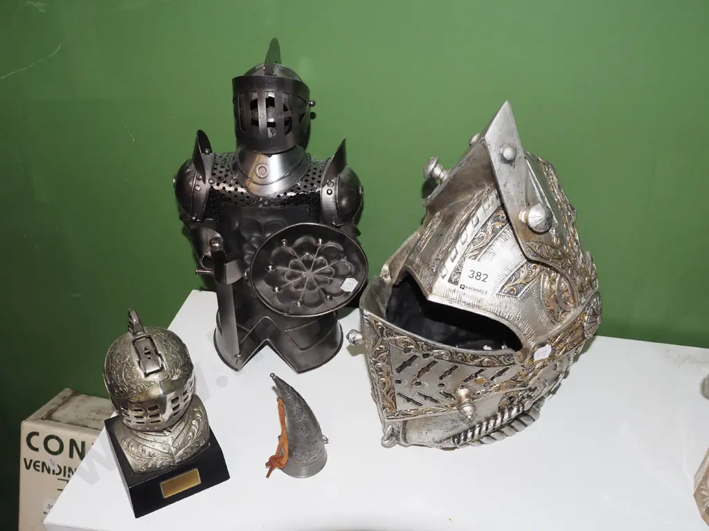 knight themed table lighters, ornaments H310 Image 1++