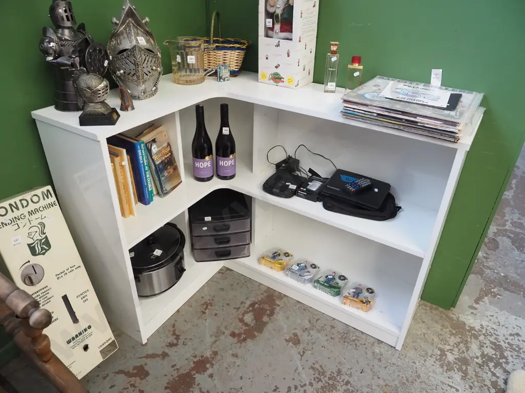 mdf melteca corner shelf unit H810 W800  D1110 Image 1++