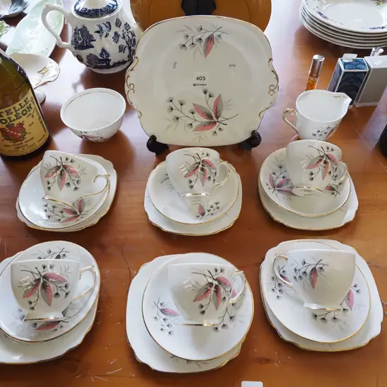 Windsor 21 piece tea set