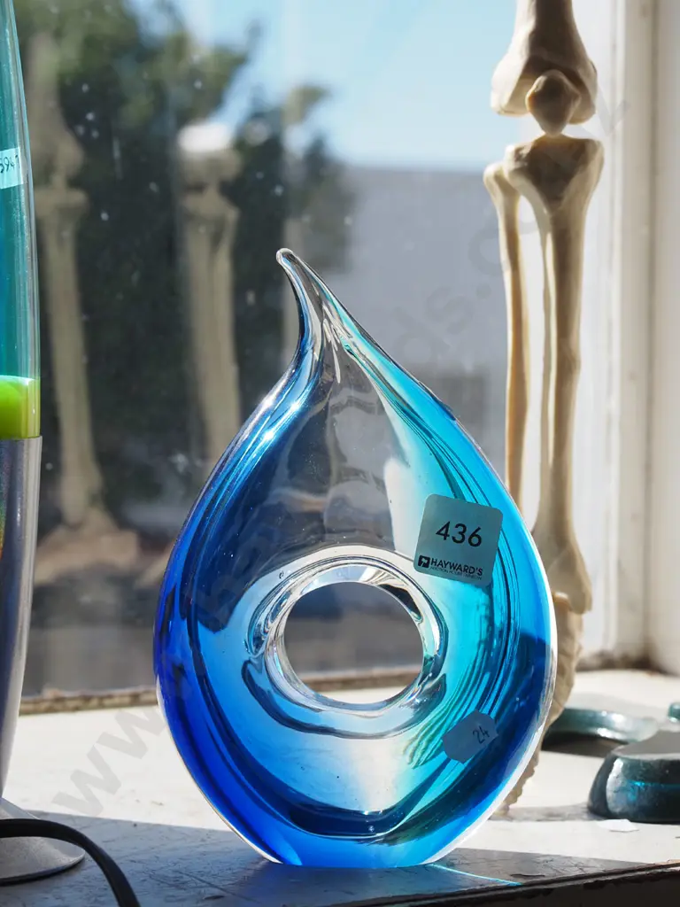 small glass ornament H200 Image 1++