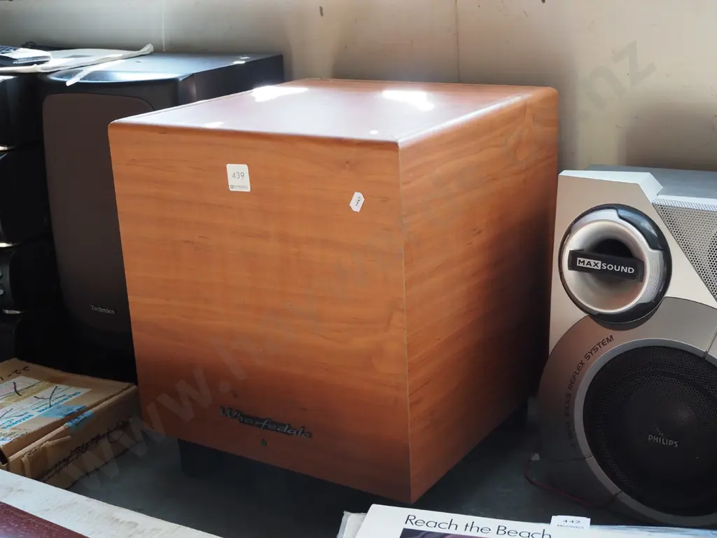 Wharfedale sub woofer Image 1++