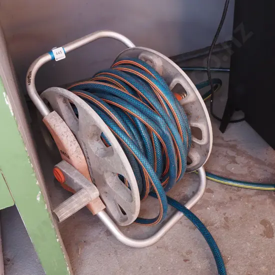 garden hose reel and hose