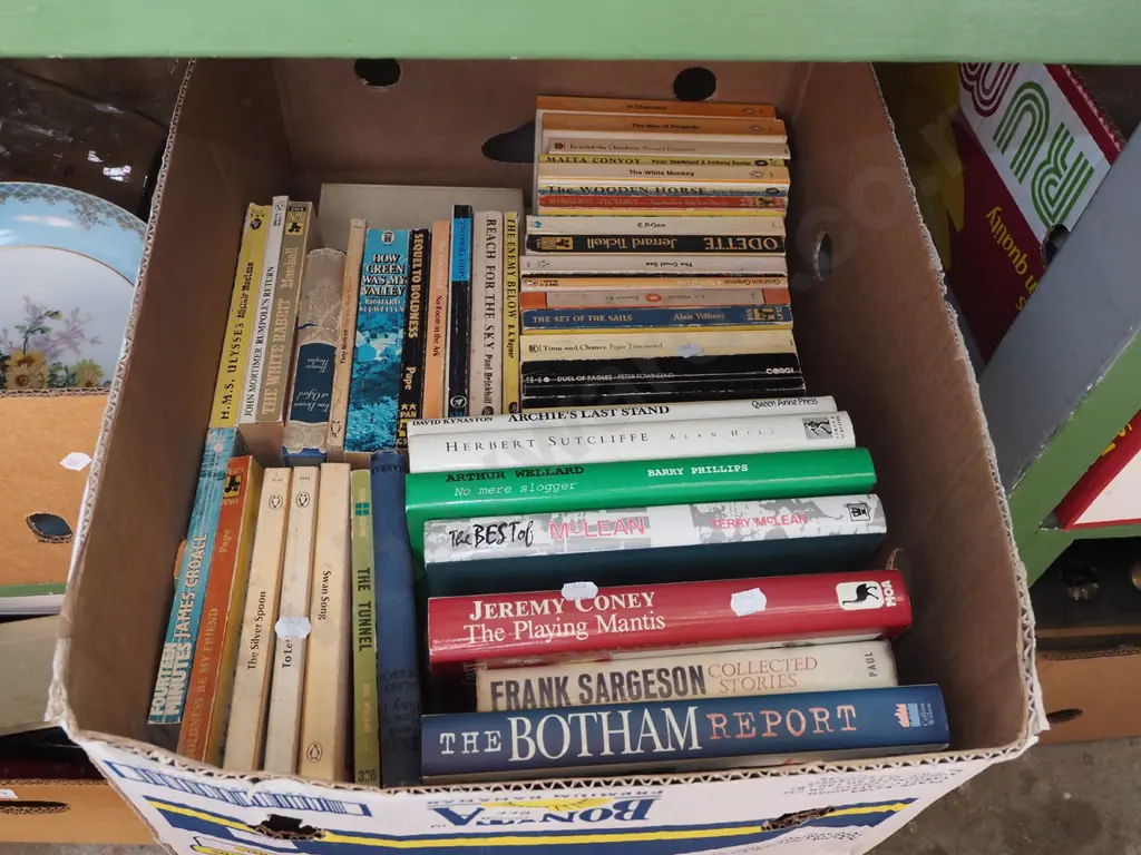 box; various books Image 1++
