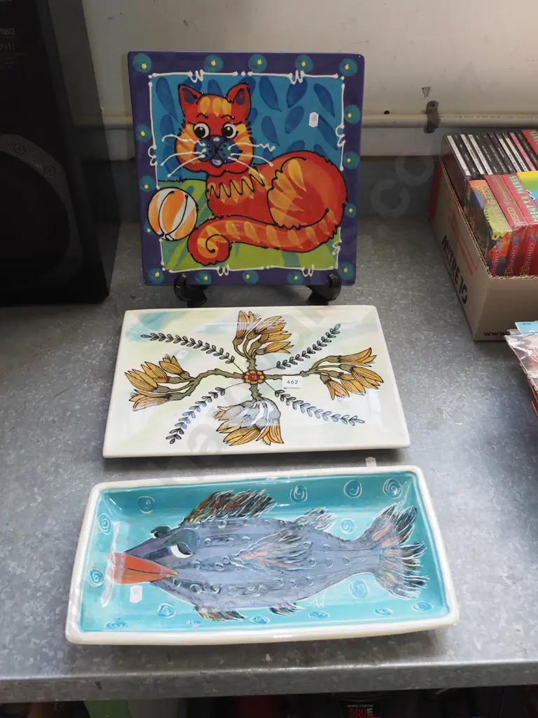 3x hand painted studio pottery serving plates Image 1++