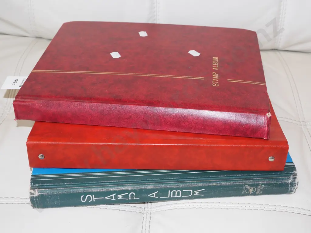 3x stamp albums Image 1++