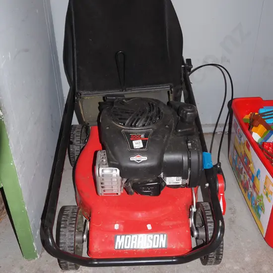 Morrison 4 stroke lawn mower - good condition