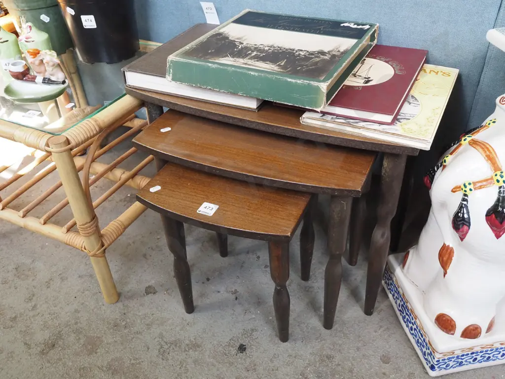 3x faux wood nest of tables Image 1++