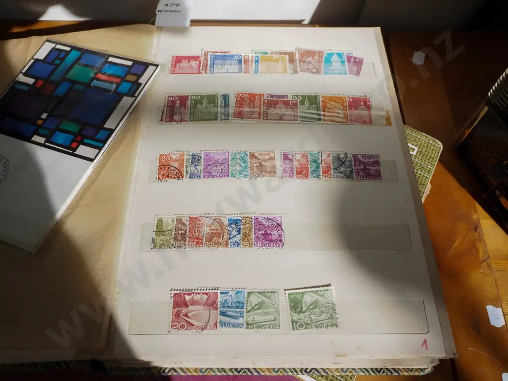 3x stamp albums Image 1++