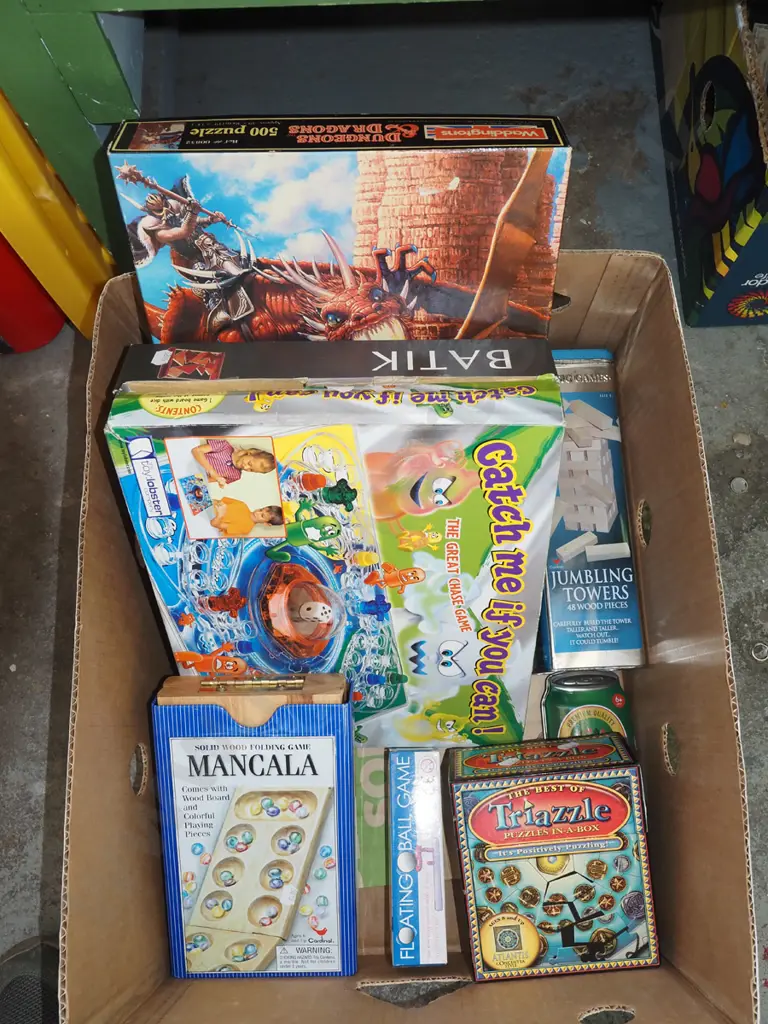 box; various games and puzzles Image 1++