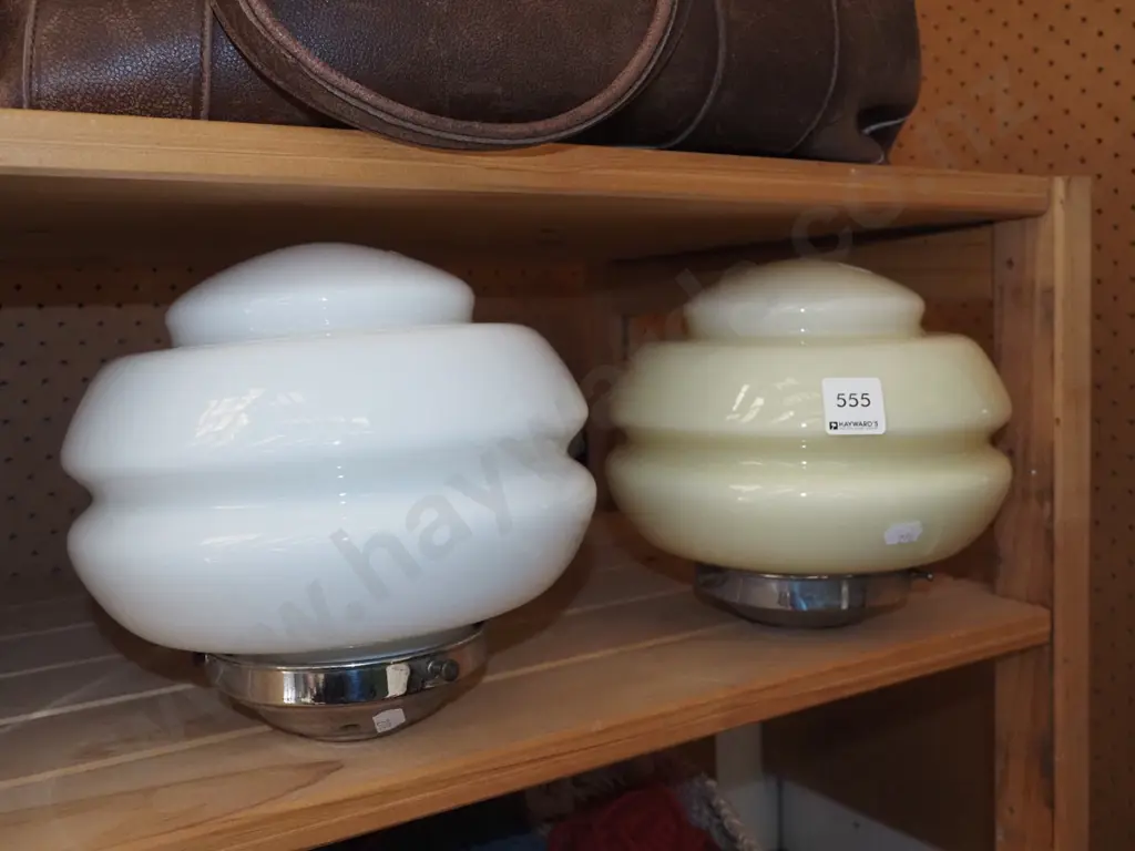 2x deco light shades with journals Image 1++