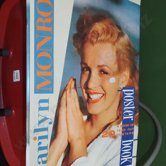 Marilyn Monroe poster books