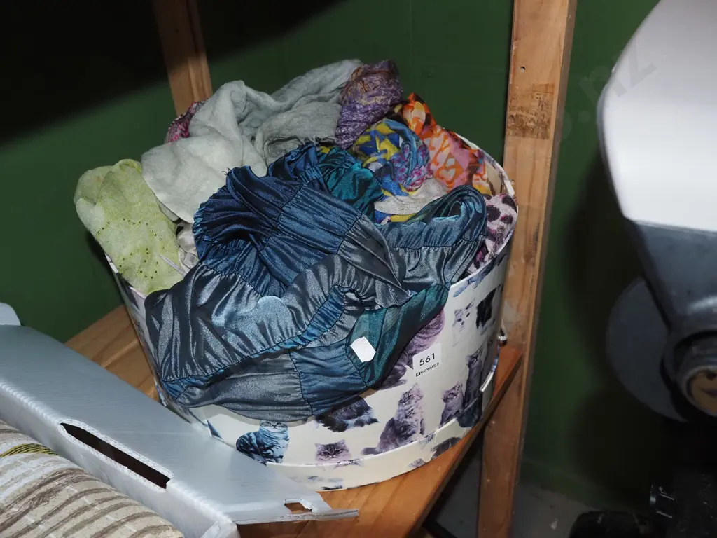 hat box of scarves Image 1++