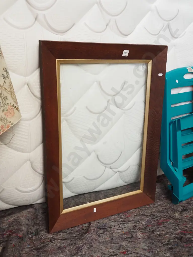 oak picture frame H750 Image 1++