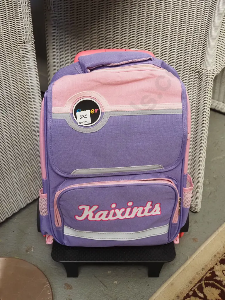 childs trundler bag Image 1++